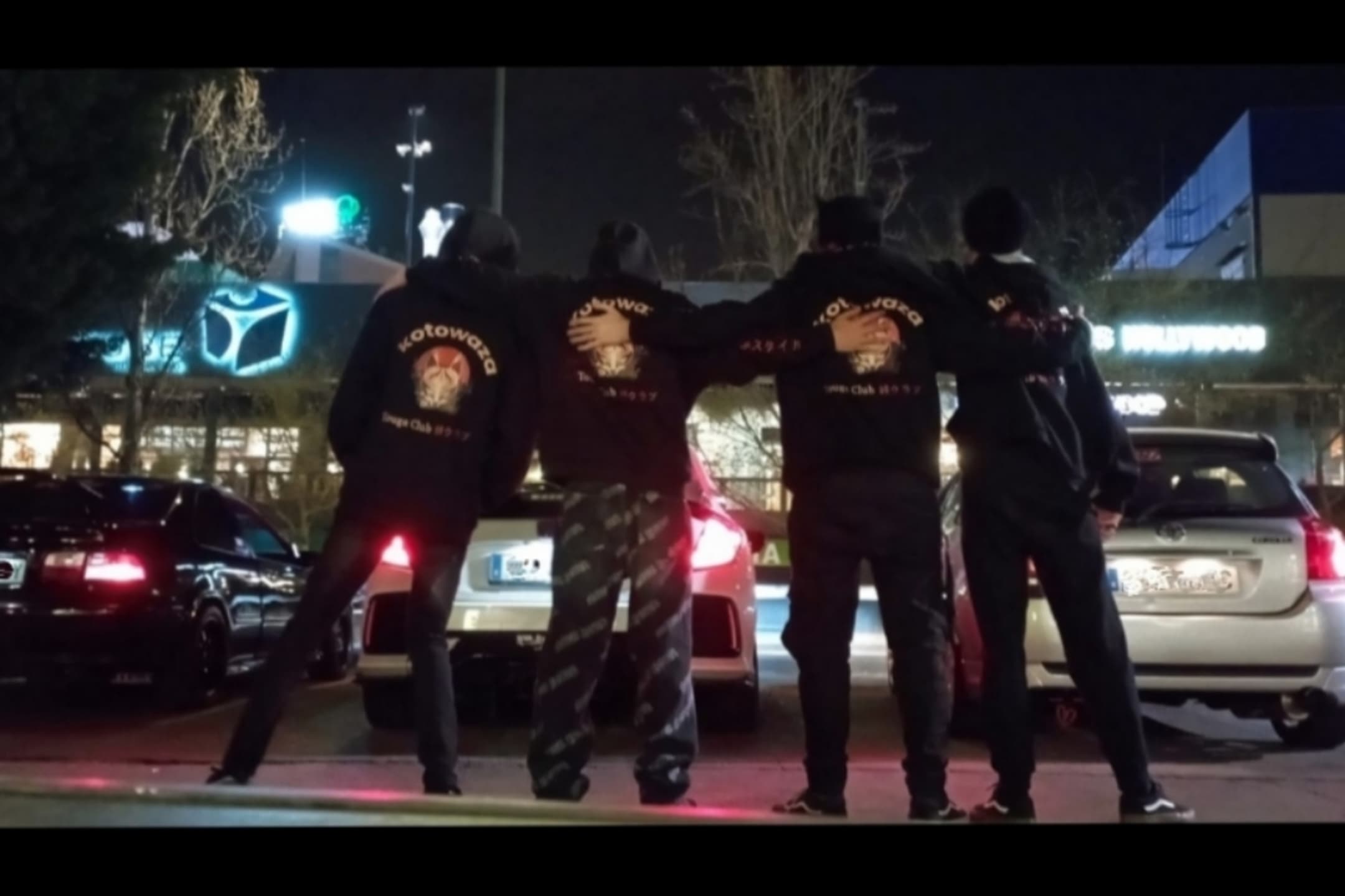 "KOTOWAZA T. C.® "Es un grupo de amigos